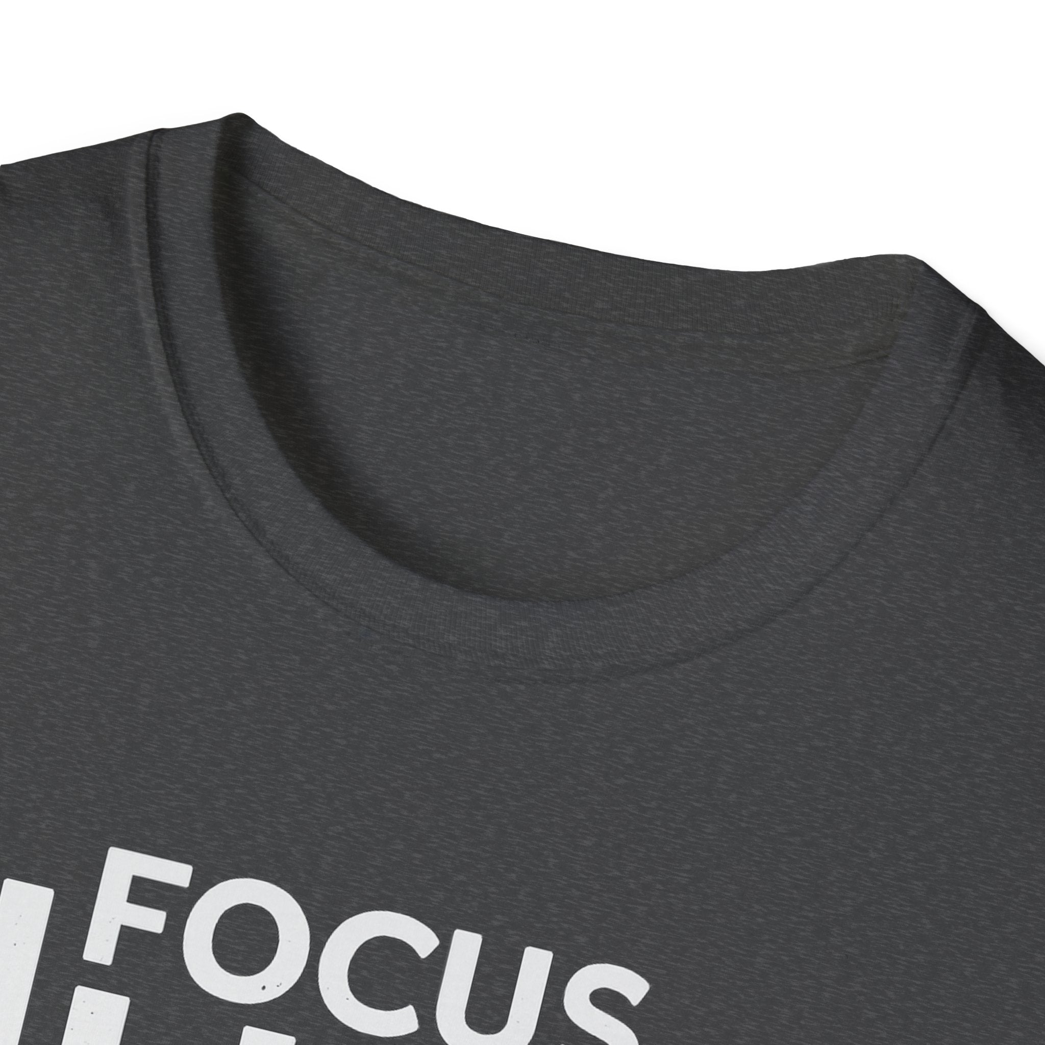 Lift Strong – Focus. Lift. Repeat. T-Shirt