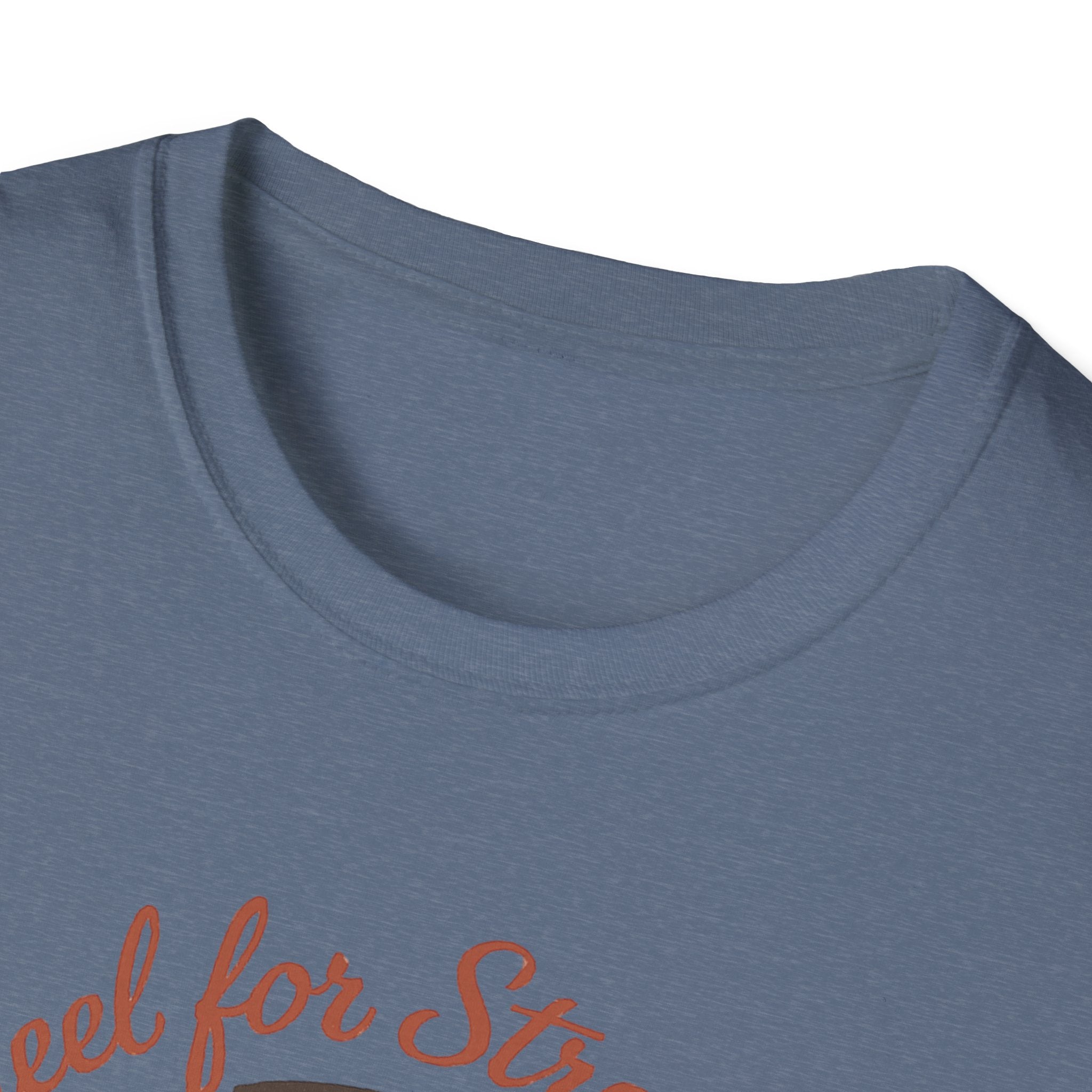 Kneel for Strength. Rise to Lift. – Faith-Fueled Power  Tshirt
