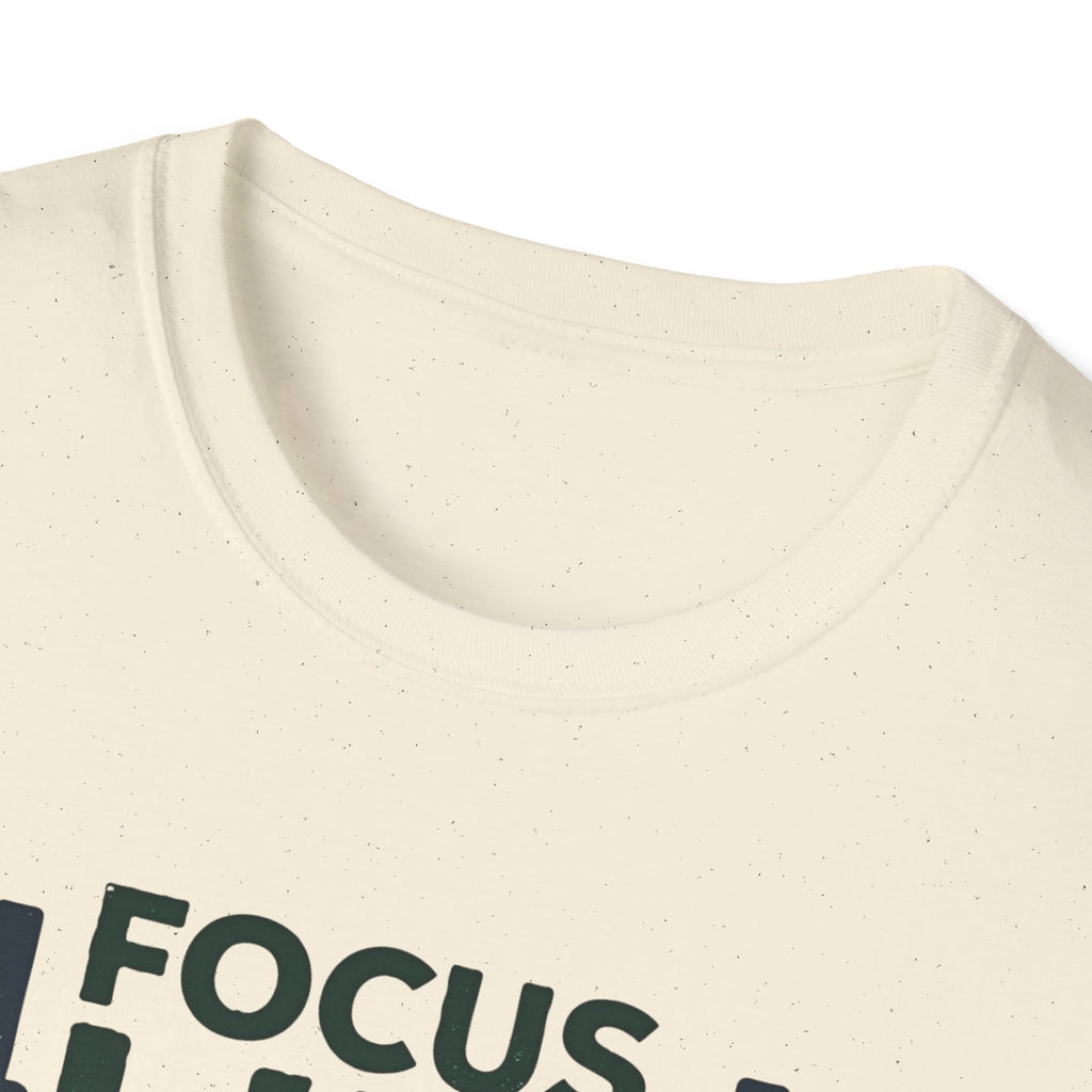 Lift Strong – Focus. Lift. Repeat. T-Shirt